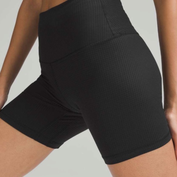 Lululemon Athletica High-Rise Biker Short Grid Texture 6" - Picture 2 of 4